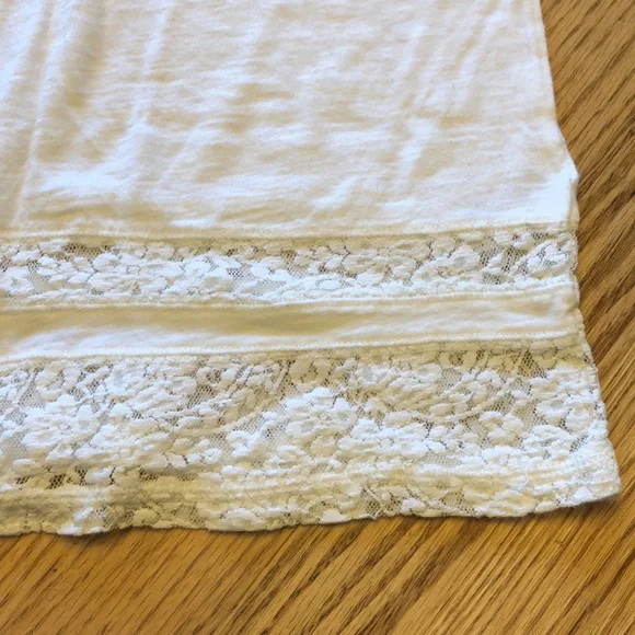 Maurices long sleeve tee with lace size medium - Picture 4 of 7